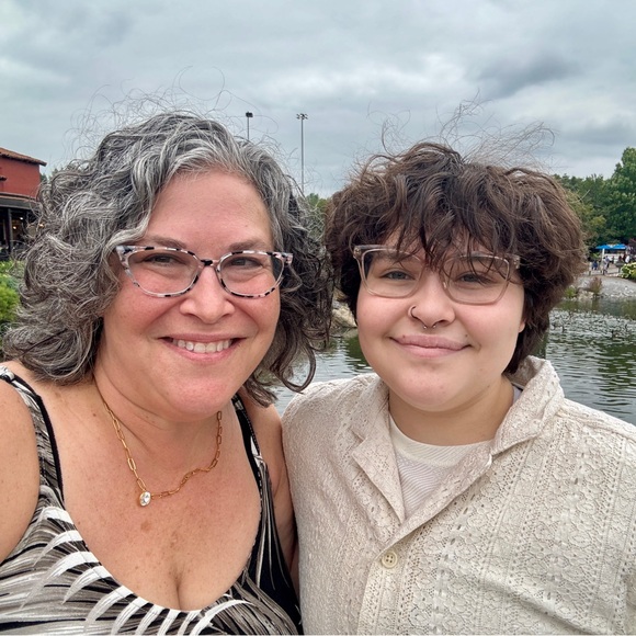 Meet Your Posher - Picture 1 of 1